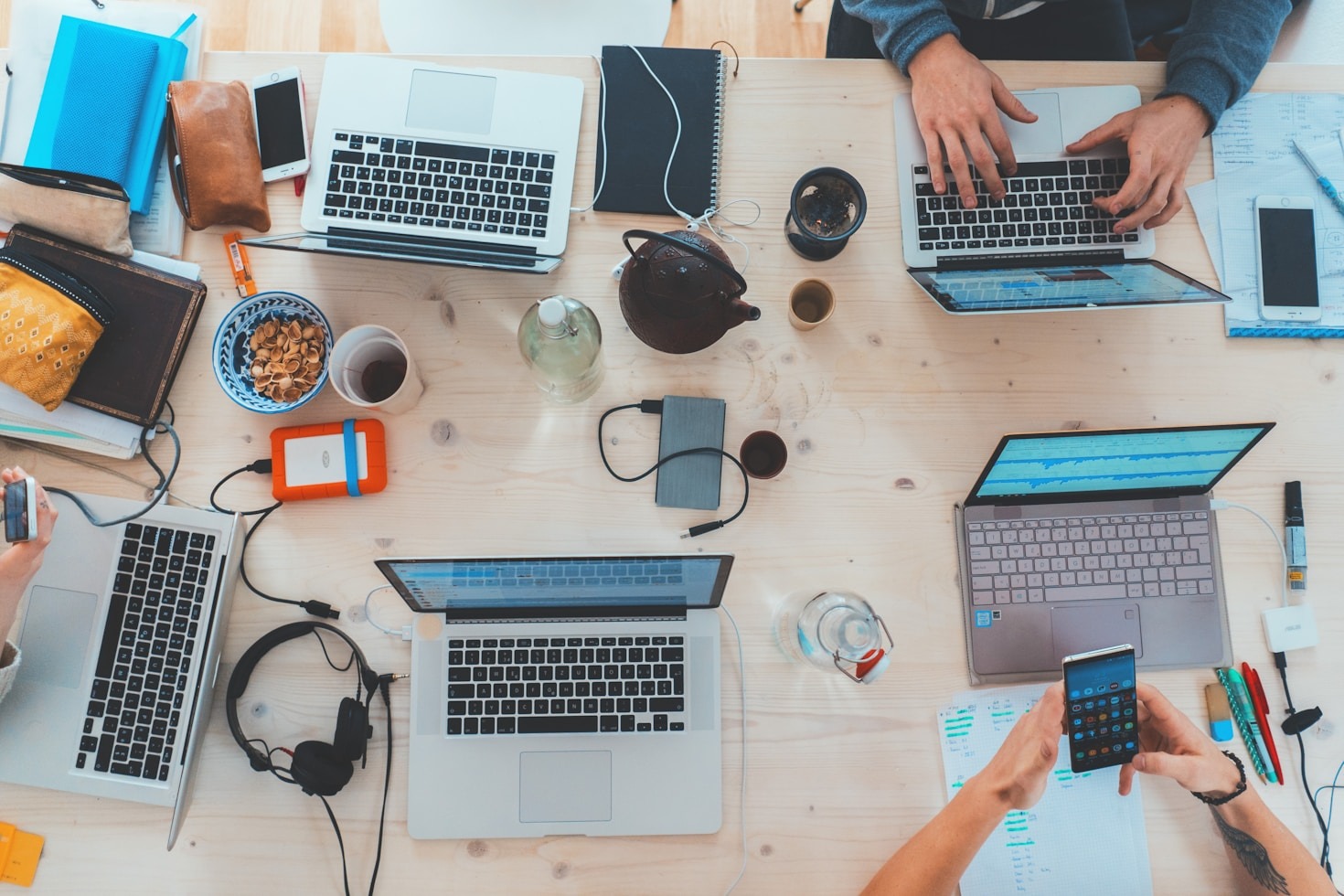 Navigating Marketing Challenges with Glanza’s Expertise